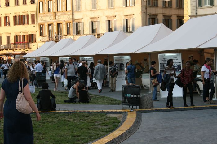 gli stand in piazza Santa Maria Novella IMG_0359